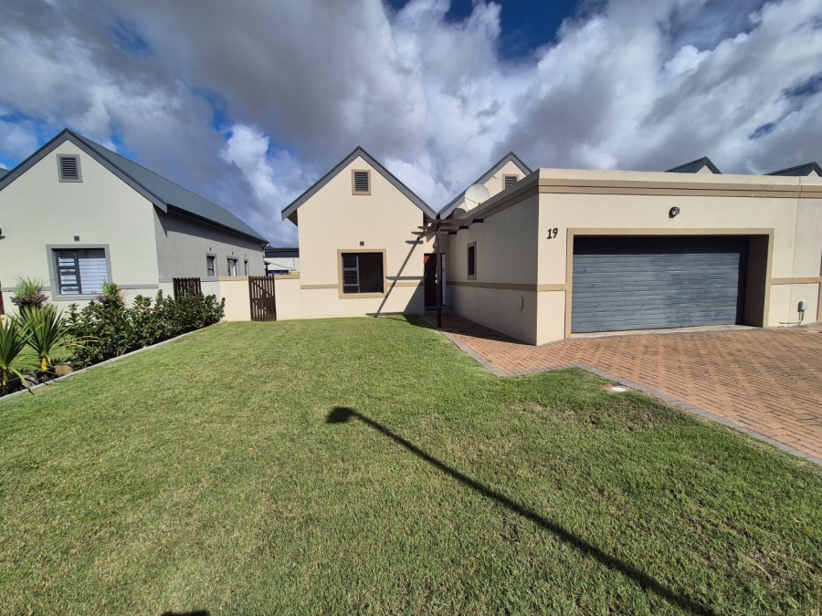 To Let 3 Bedroom Property for Rent in Buh Rein Estate Western Cape